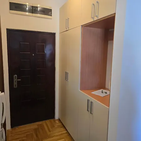 Tuski Put *